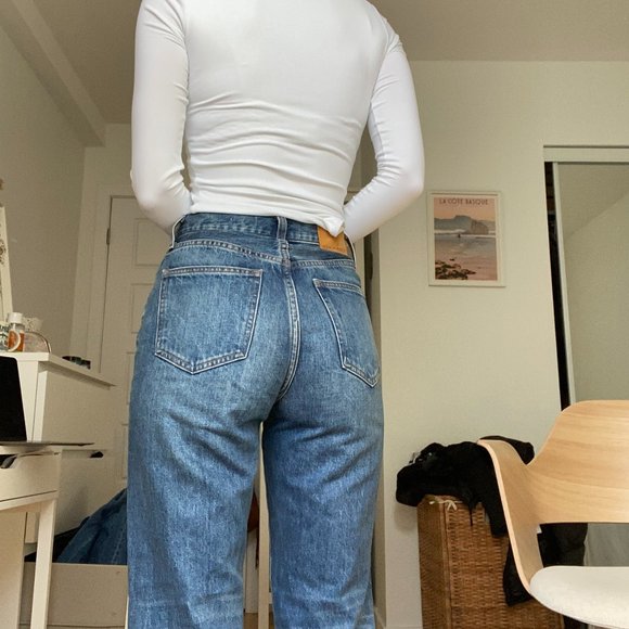Aritzia Denim Forum The Joni High Rise Loose 29L // Dark Bleu N Stormy - Picture 4 of 4